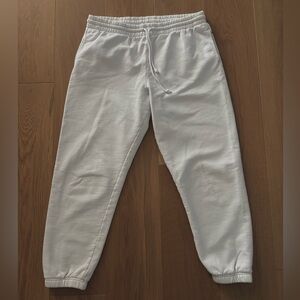 White Aritzia Boyfriend Jogger Sweatpants 🤍
